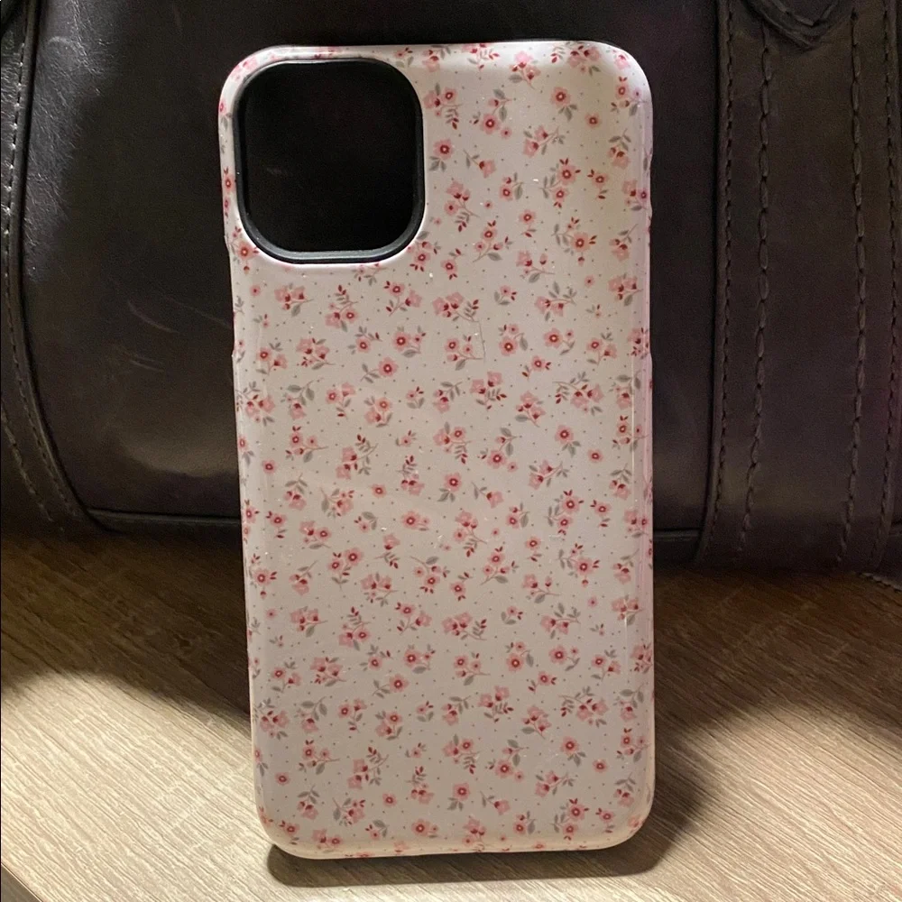Girly iPhone 11 Pro Max cases EUC
